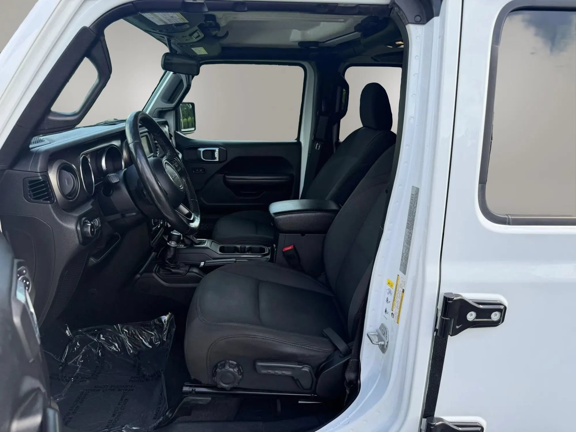 Used 2019 Jeep Wrangler Unlimited Sport S AWD/4WD image 2