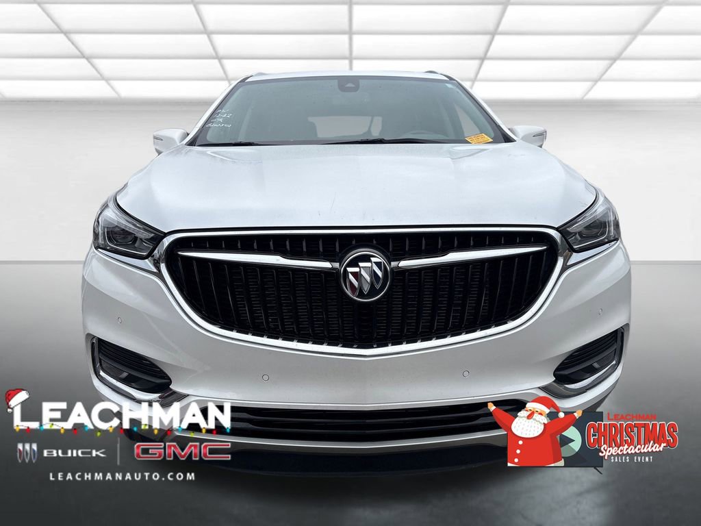 Used 2020 Buick Enclave Premium w/ Sun and Sites Package image 10