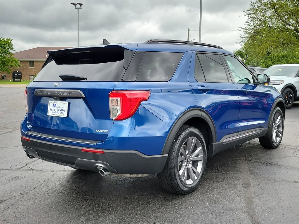 Certified 2023 Ford Explorer XLT w/ Equipment Group 202A AWD/4WD image 4