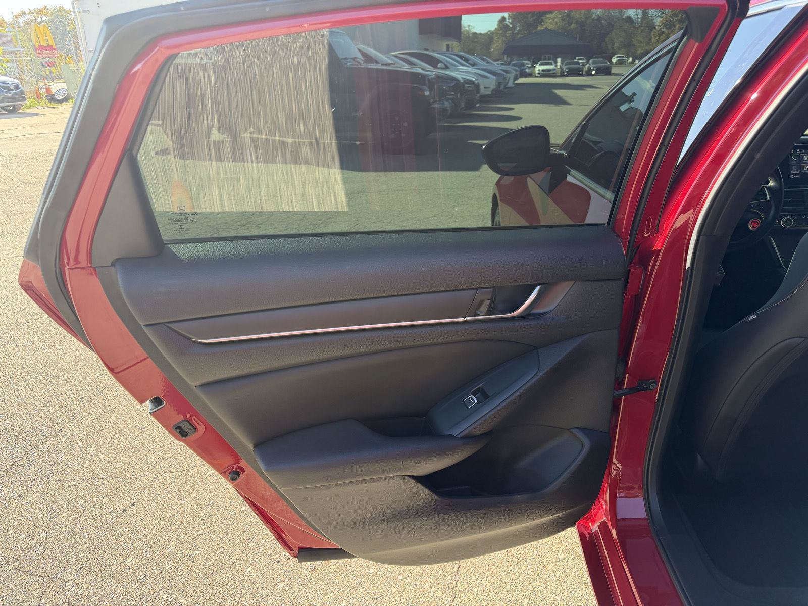 Used 2020 Honda Accord Sport image 19