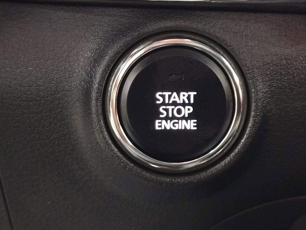 Used 2021 MAZDA MAZDA3 Hatchback w/Premium Plus Pkg image 38