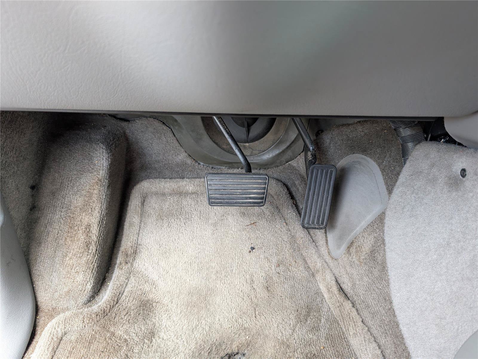 Used 2005 Chevrolet TrailBlazer LS w/ LS Preferred Equipment Group RWD image 24