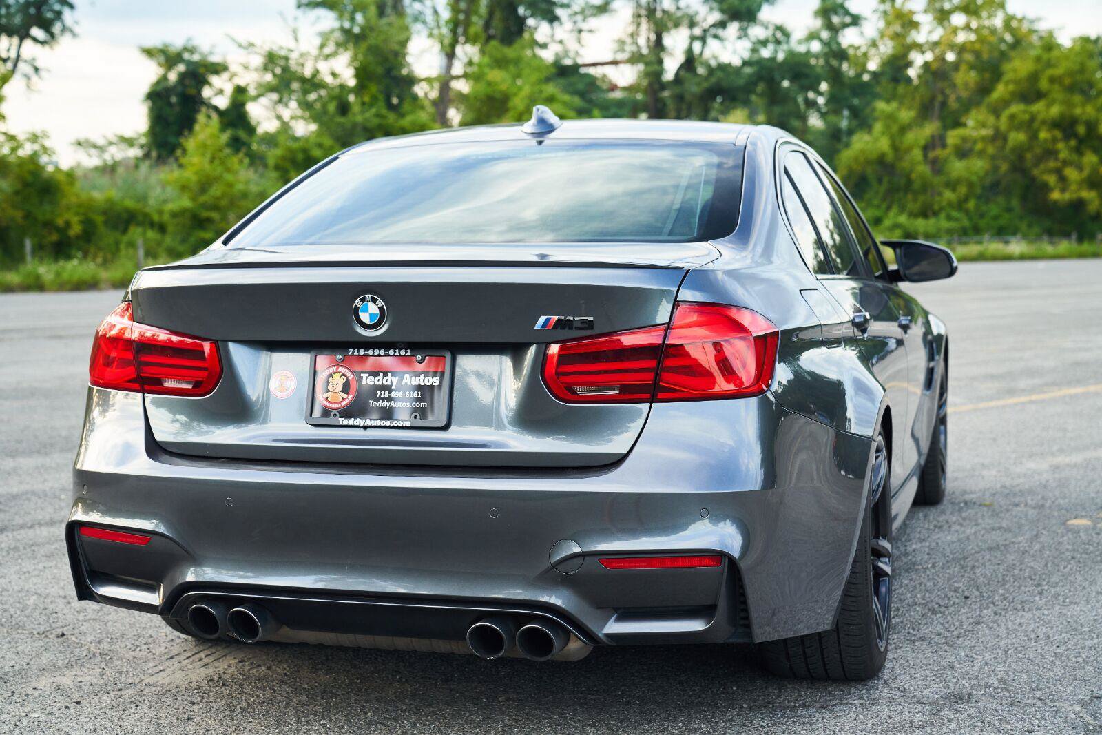 Used 2017 BMW M3 RWD image 46
