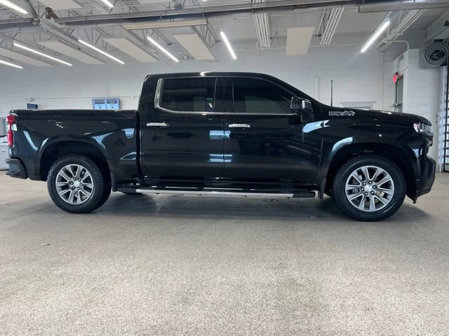 Used 2019 Chevrolet Silverado 1500 High Country w/ Z71 Off-Road Package AWD/4WD image 4
