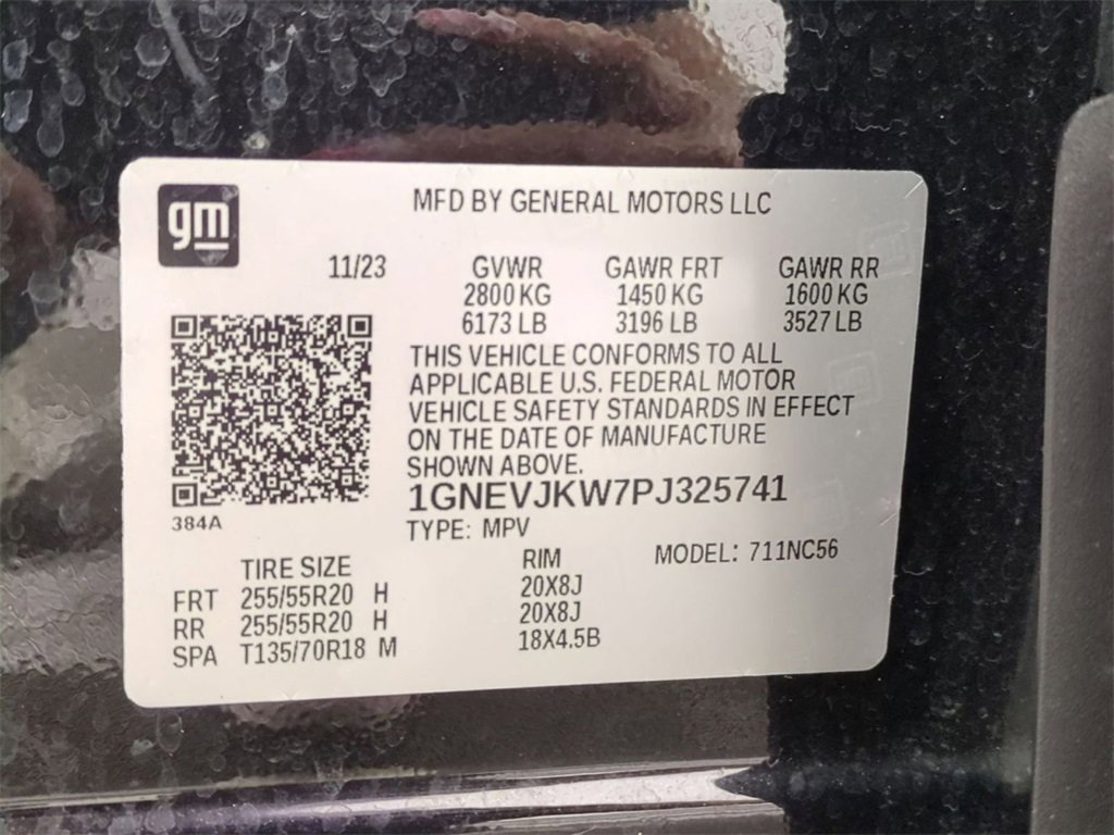 Used 2023 Chevrolet Traverse RS image 34