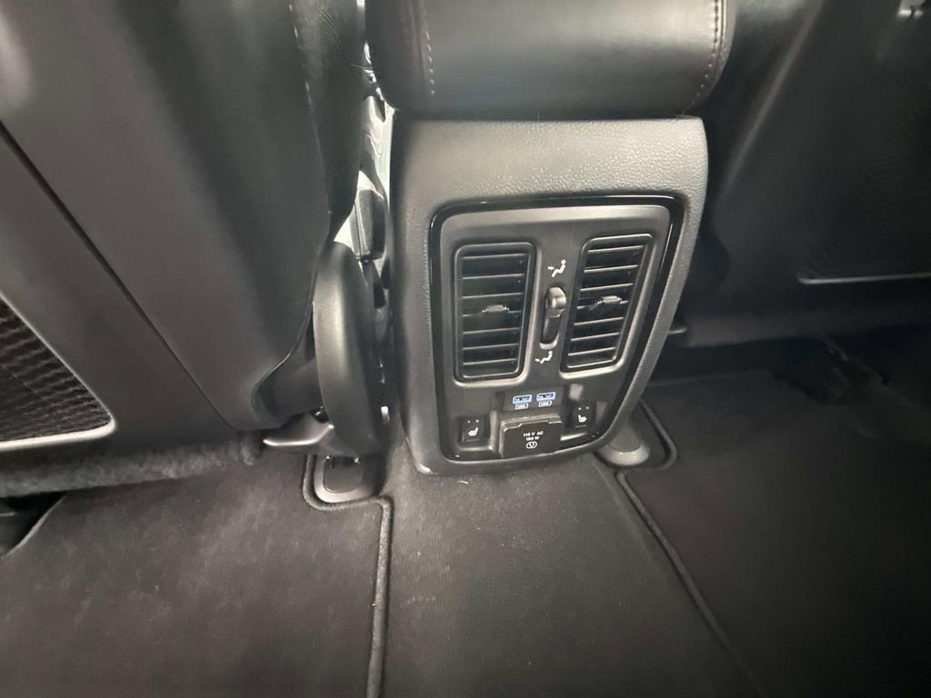 Used 2024 Dodge Durango GT image 19