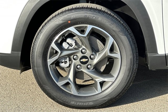 New 2026 Chevrolet Trax LT w/ Driver Confidence Package image 36