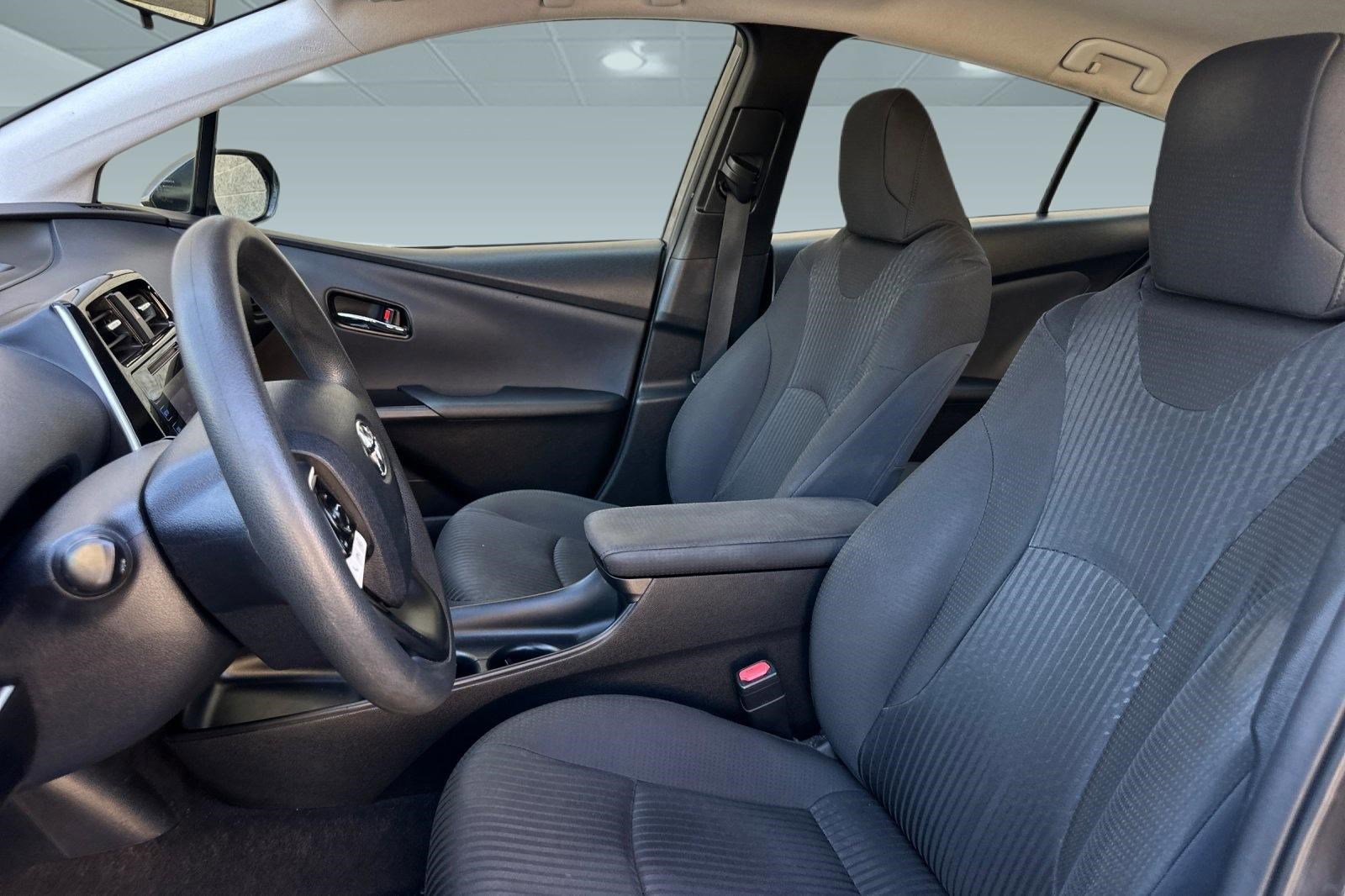 Used 2016 Toyota Prius Two FWD image 20