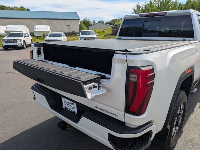 Used 2024 GMC Sierra 2500 Denali w/ Denali Reserve Package AWD/4WD image 33