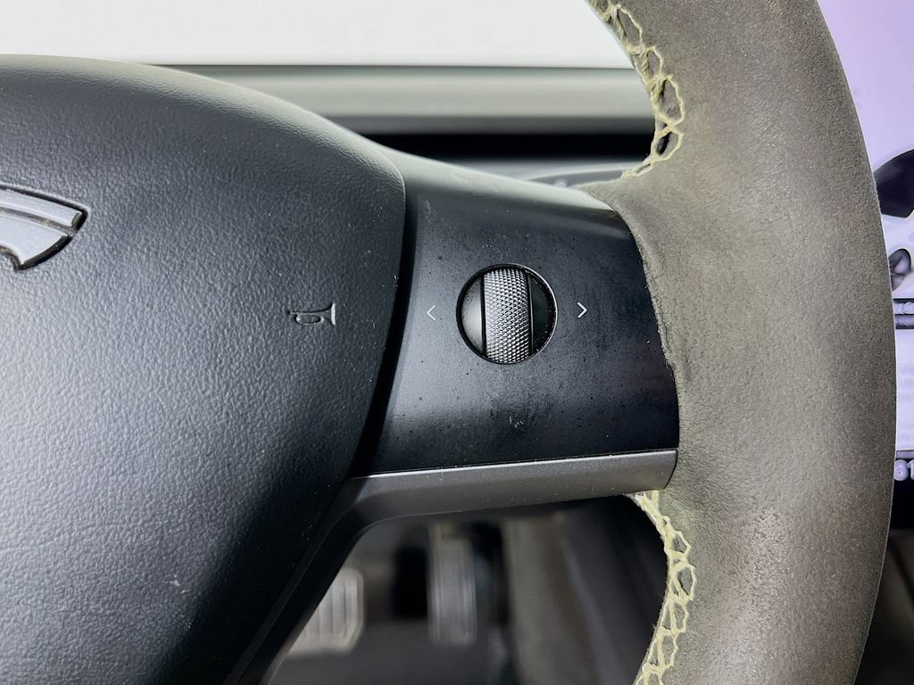 Used 2021 Tesla Model 3 Standard Range Plus RWD image 15