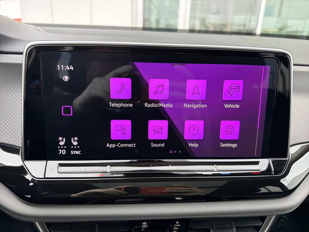 Certified 2025 Volkswagen Atlas Peak Edition SE AWD/4WD image 21