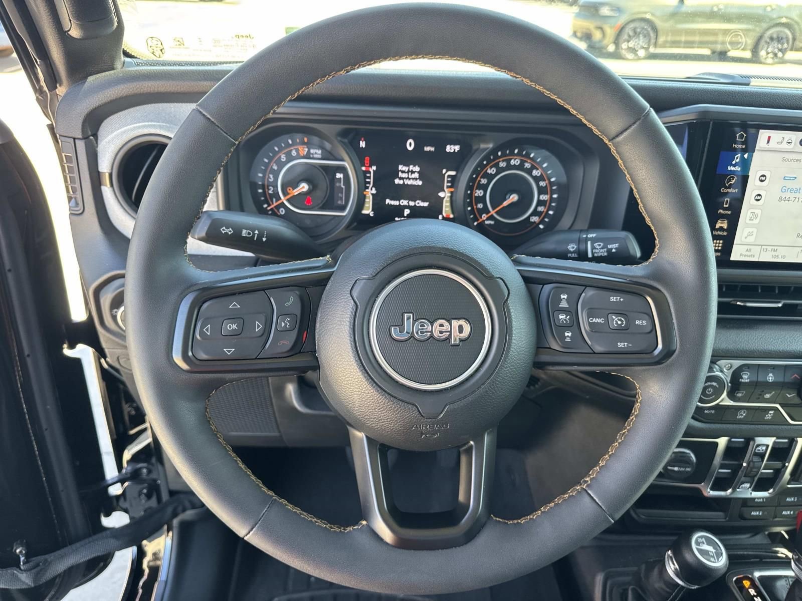 Used 2024 Jeep Gladiator Sport AWD/4WD image 21