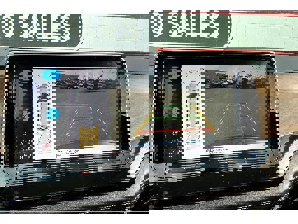 Used 2025 Volkswagen Atlas SE image 24