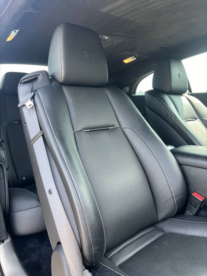 Used 2016 Rolls-Royce Wraith RWD image 16