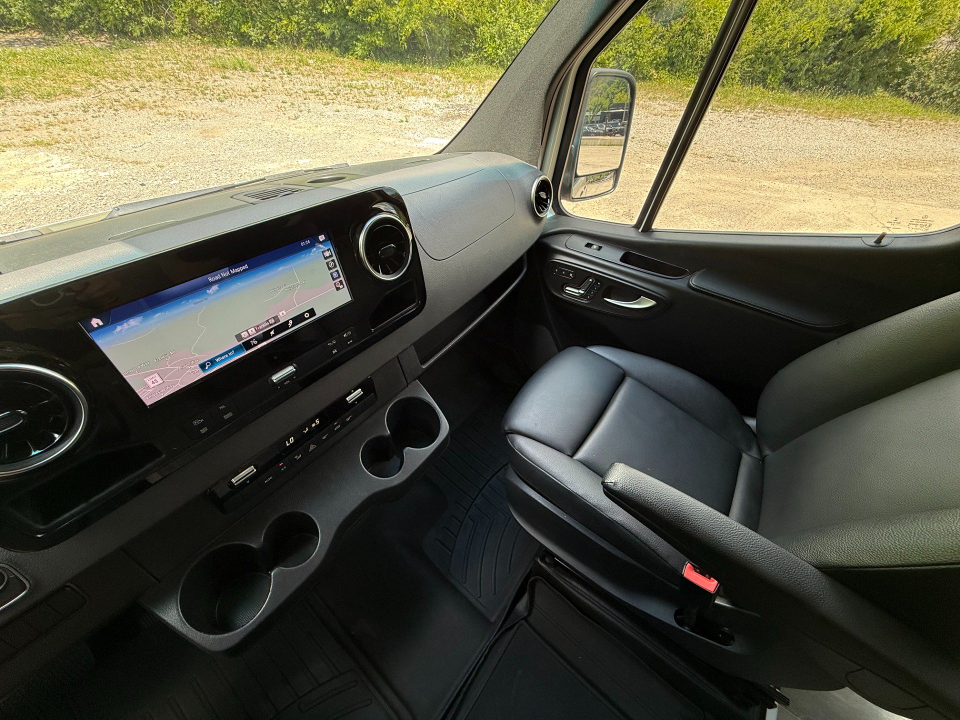 Used 2022 Mercedes-Benz Sprinter 3500 image 64