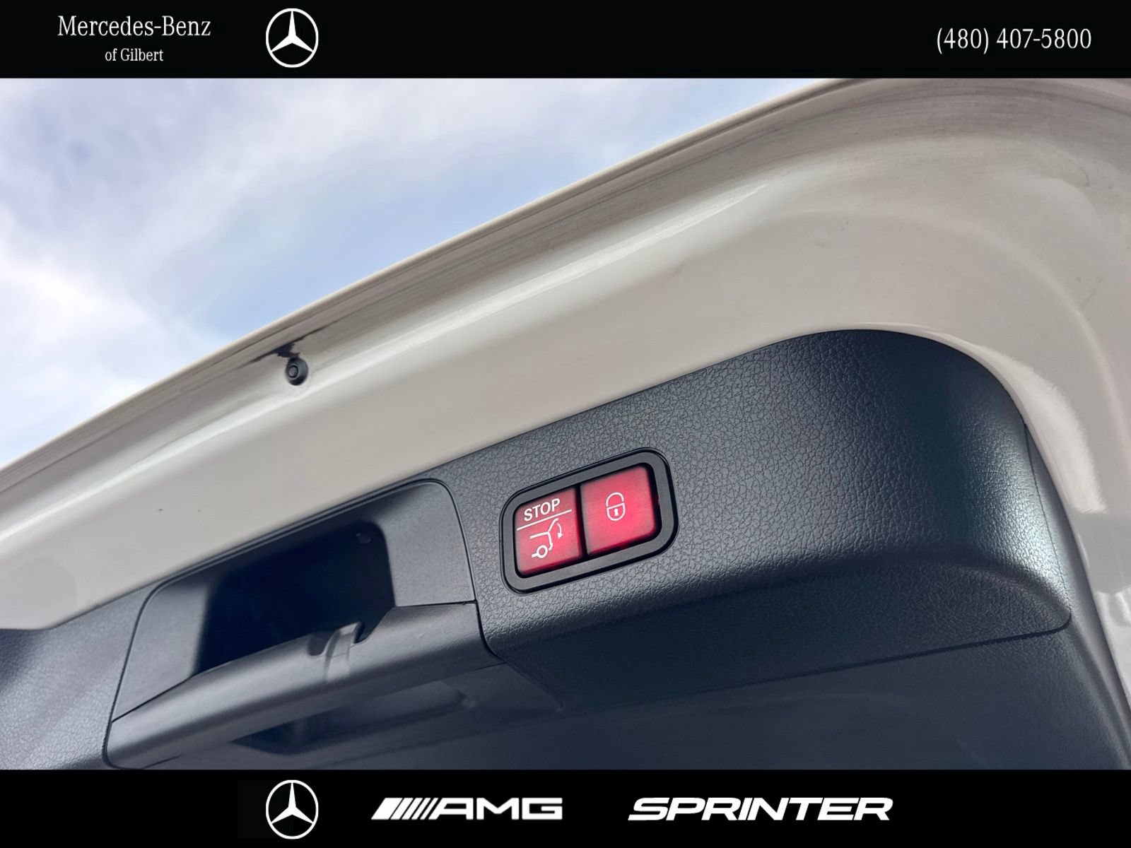 Used 2024 Mercedes-Benz GLB 250 image 9