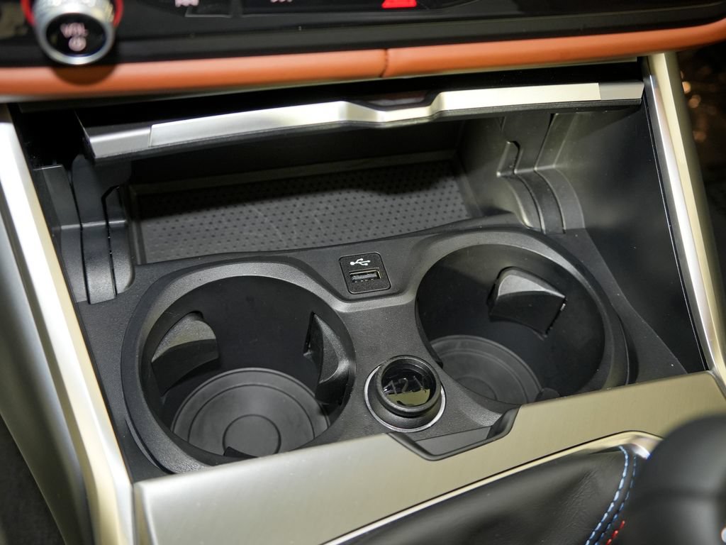 Used 2025 BMW M3 w/ Executive Package RWD image 39