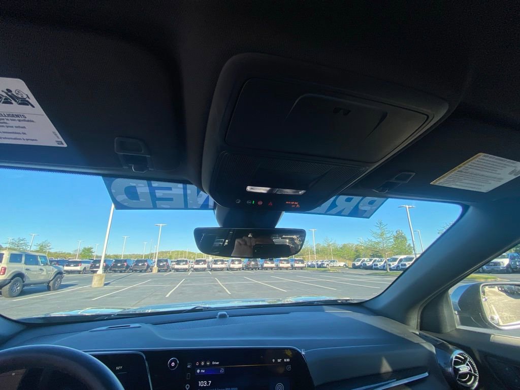 Used 2025 Chevrolet Equinox LT w/ Convenience Package II image 19