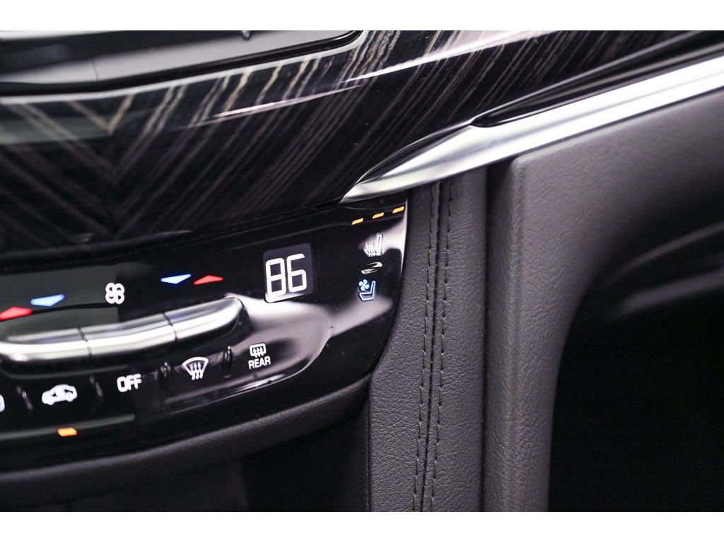 Certified 2025 Cadillac XT6 Premium Luxury image 50