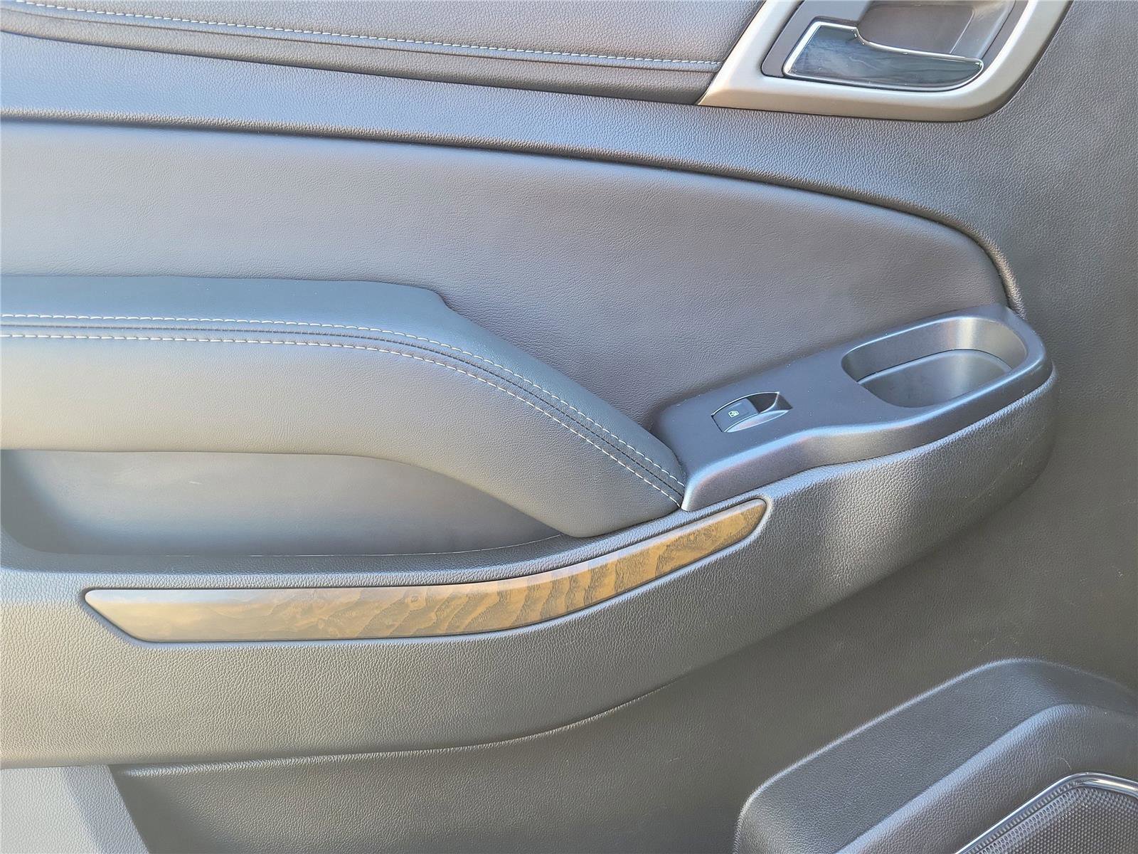 Used 2018 GMC Yukon XL Denali w/ Open Road Package image 18