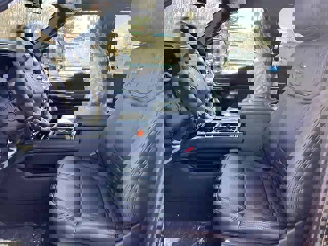 New 2025 Ford F350 Platinum w/ FX4 Off-Road Package image 7