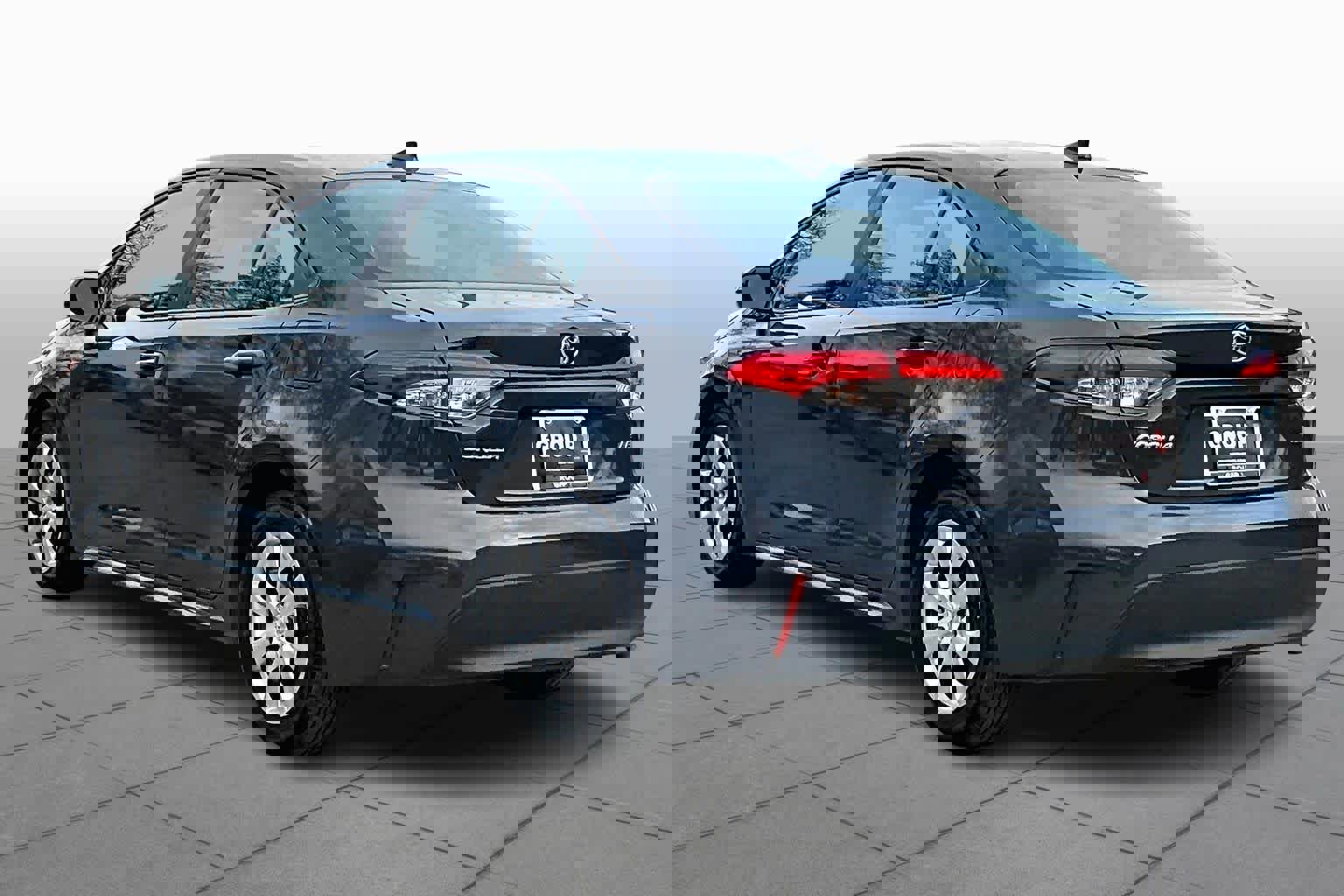 Used 2024 Toyota Corolla LE image 12