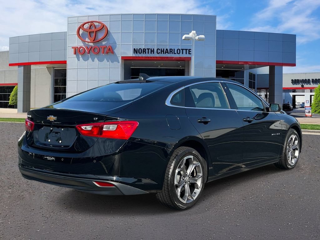 Used 2024 Chevrolet Malibu LT FWD image 7