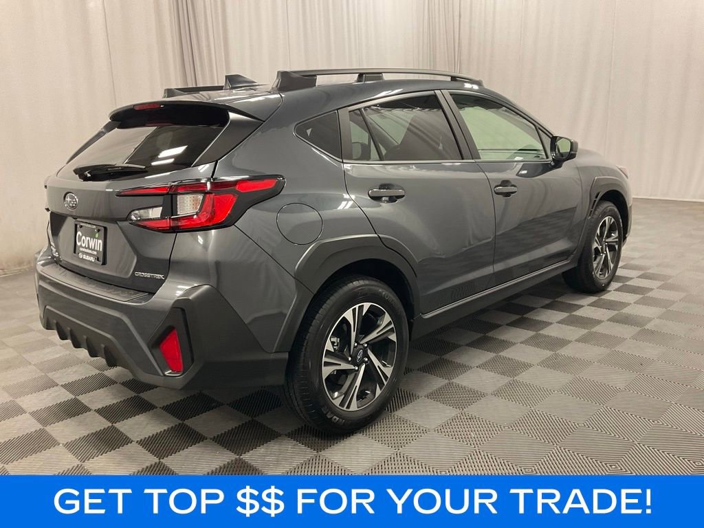 Used 2024 Subaru Crosstrek 2.0i Premium AWD/4WD image 3