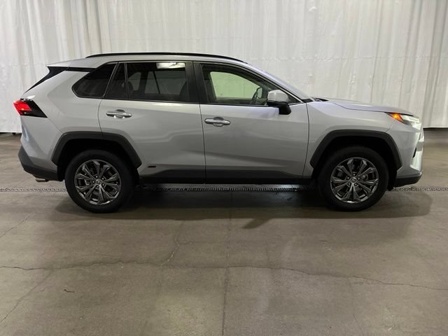 Certified 2022 Toyota RAV4 Limited w/ Limited Grade Weather Package AWD/4WD image 3