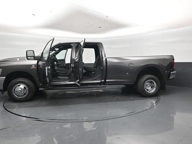New 2026 RAM 3500 Tradesman AWD/4WD image 49