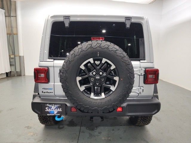 New 2024 Jeep Wrangler Unlimited Rubicon 4xe w/ Convenience Group AWD/4WD image 7