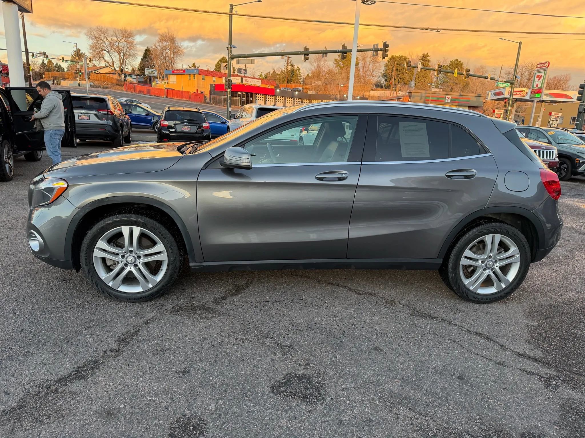Used 2018 Mercedes-Benz GLA 250 4MATIC image 5