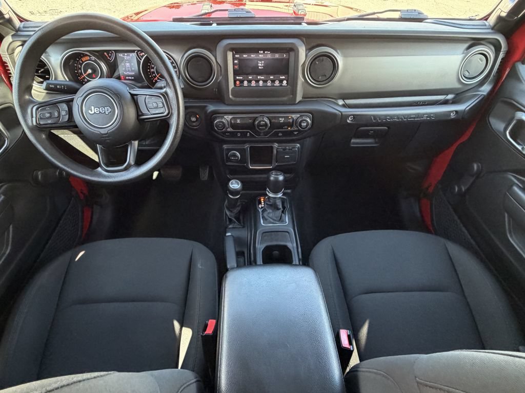 Used 2022 Jeep Wrangler Unlimited Sport AWD/4WD image 13