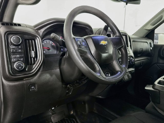 Used 2023 Chevrolet Silverado 1500 W/T w/ WT Value Package AWD/4WD image 18