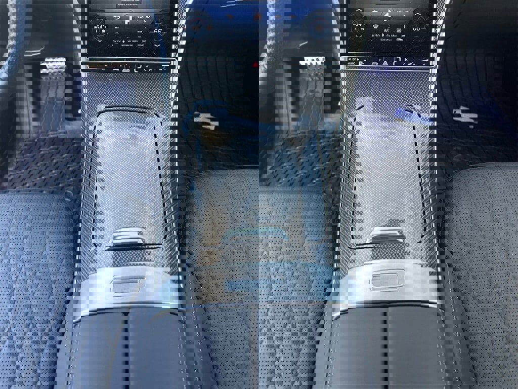 Used 2025 Mercedes-Benz CLE 450 4MATIC Coupe image 11