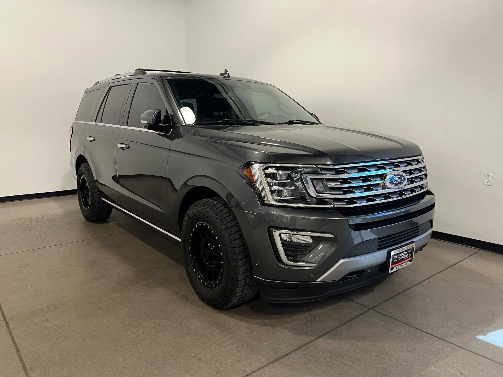 Used 2019 Ford Expedition Limited w/ Equipment Group 301A AWD/4WD image 1