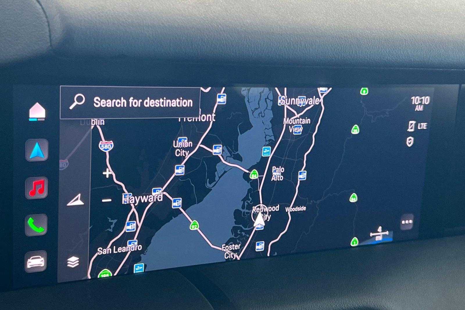 Used 2022 Porsche Taycan 4S image 18