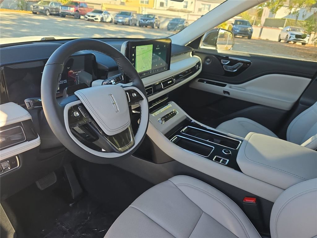 New 2026 Lincoln Aviator Reserve w/ Illumination Package AWD/4WD image 19