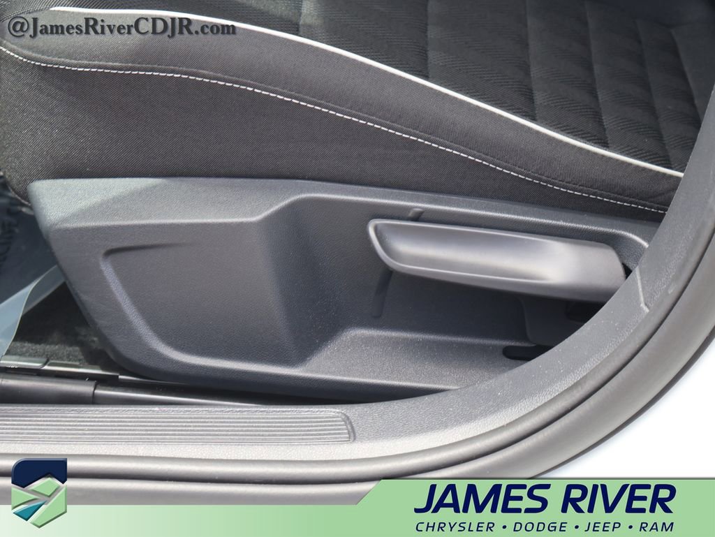 Used 2023 Volkswagen Jetta Sport FWD image 23