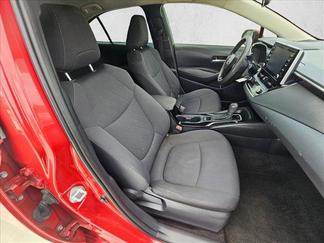 Used 2021 Toyota Corolla LE FWD image 18