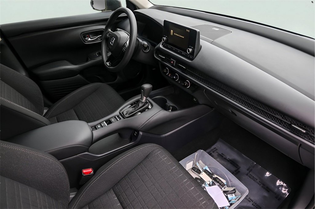 Used 2024 Honda HR-V LX image 31