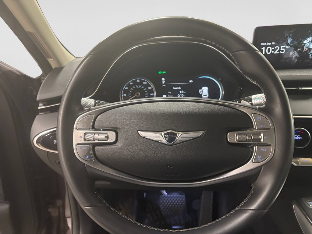 Used 2023 Genesis GV70 2.5T w/ Select Package AWD/4WD image 16
