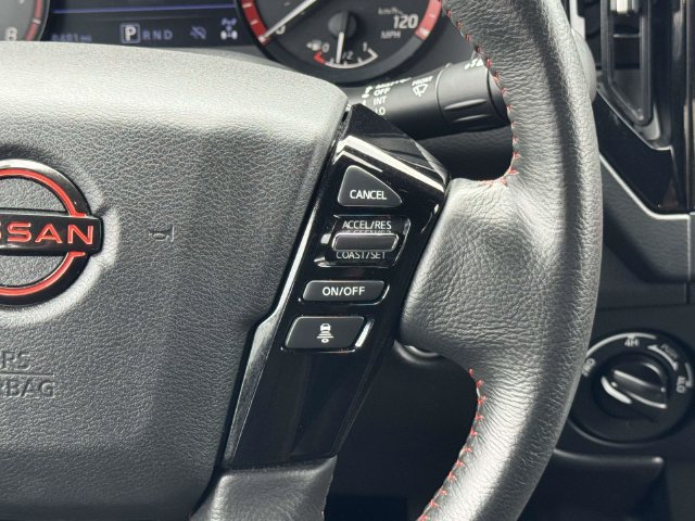 Used 2025 Nissan Frontier PRO-4X AWD/4WD image 23