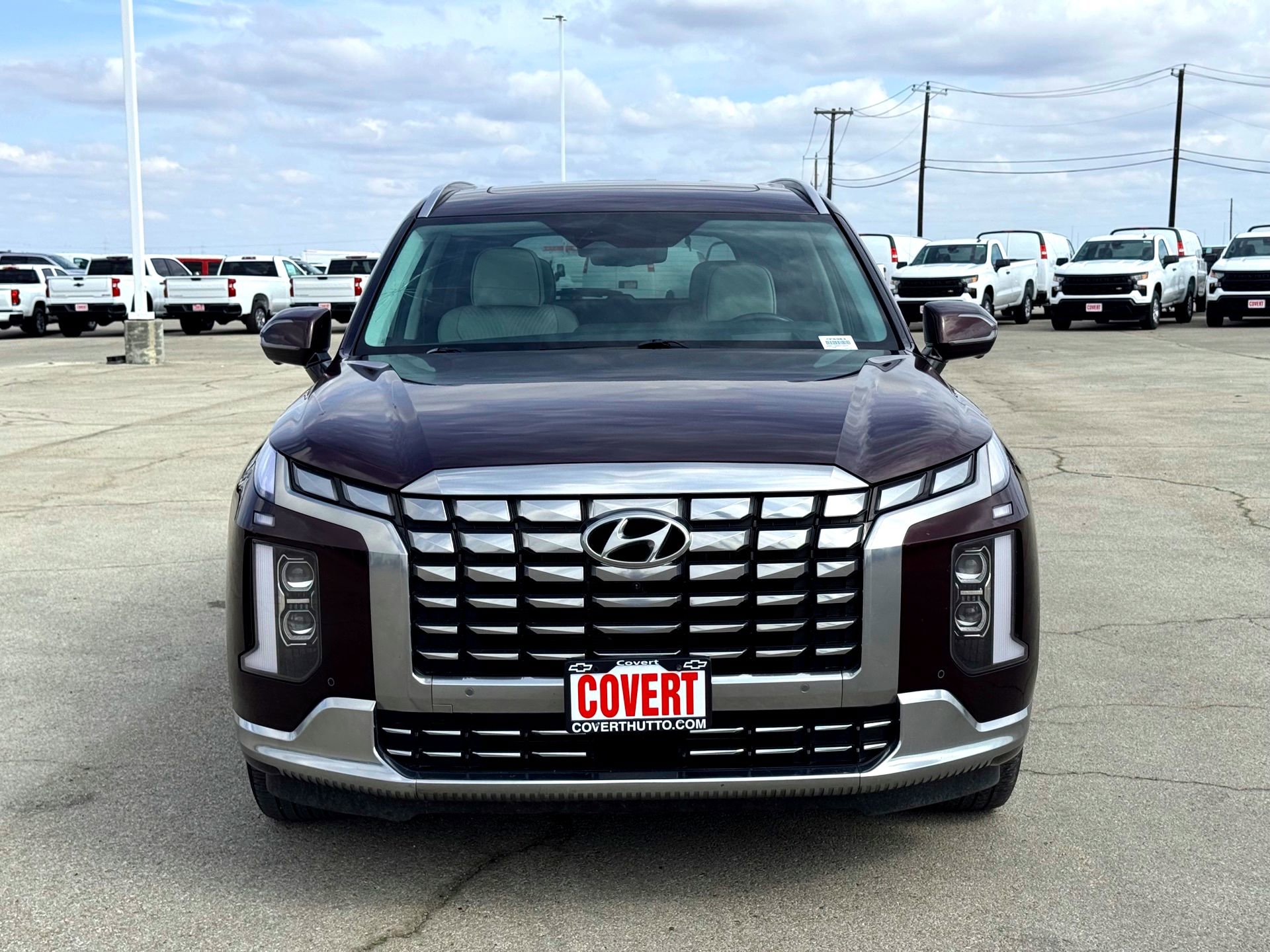 Used 2024 Hyundai Palisade Calligraphy image 3