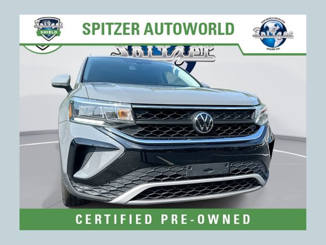 Used 2023 Volkswagen Taos SE w/ Panoramic Sunroof Package AWD/4WD image 1