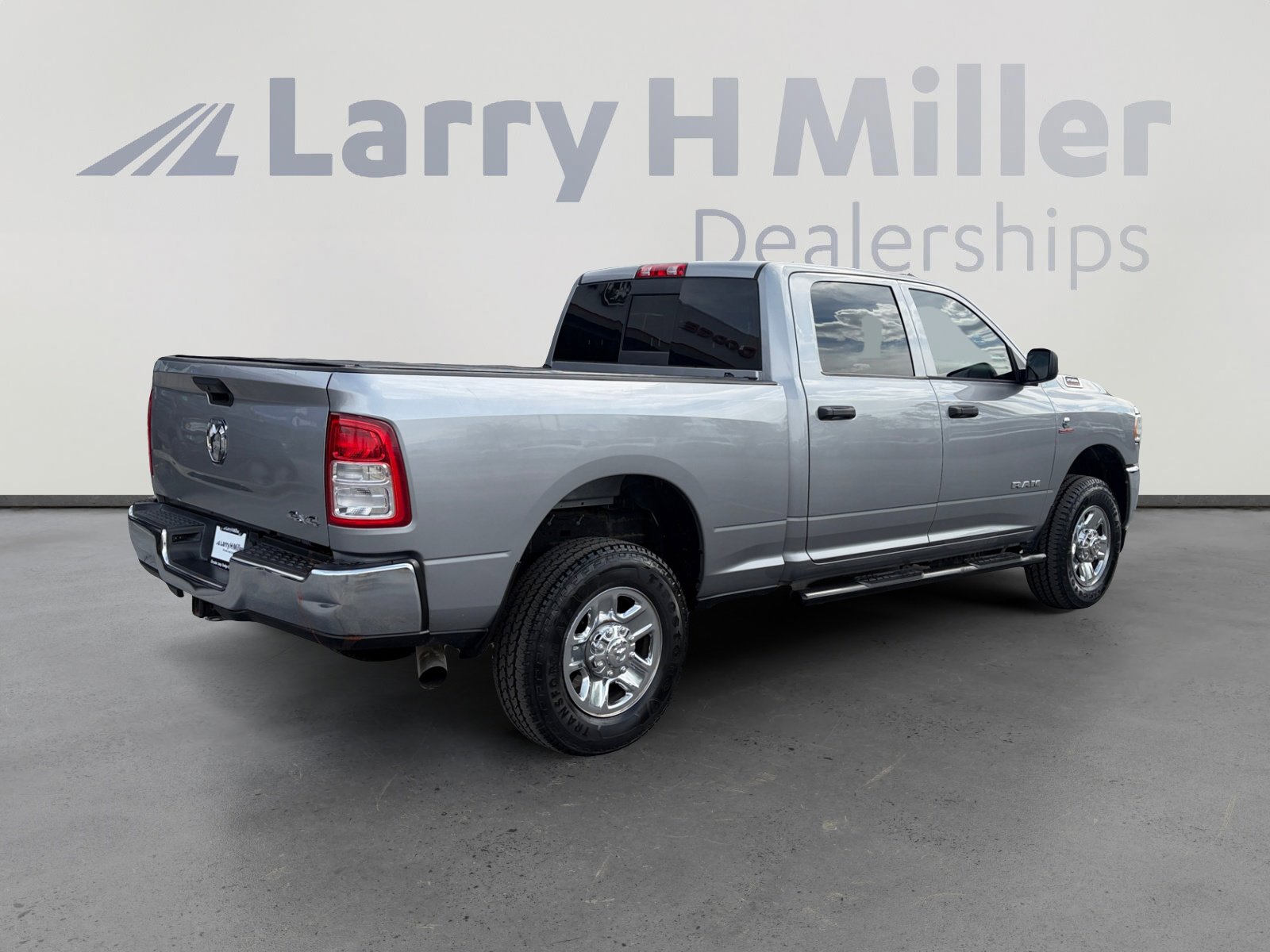 Used 2019 RAM 2500 Tradesman AWD/4WD image 5