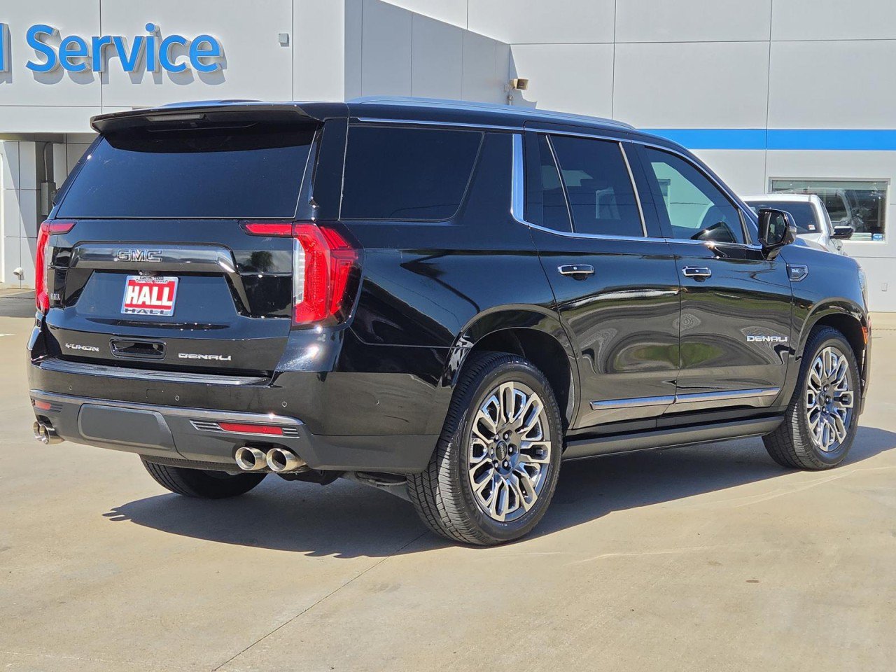 Certified 2023 GMC Yukon Denali Ultimate AWD/4WD image 4