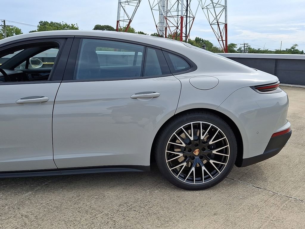 New 2026 Porsche Panamera 4 image 25