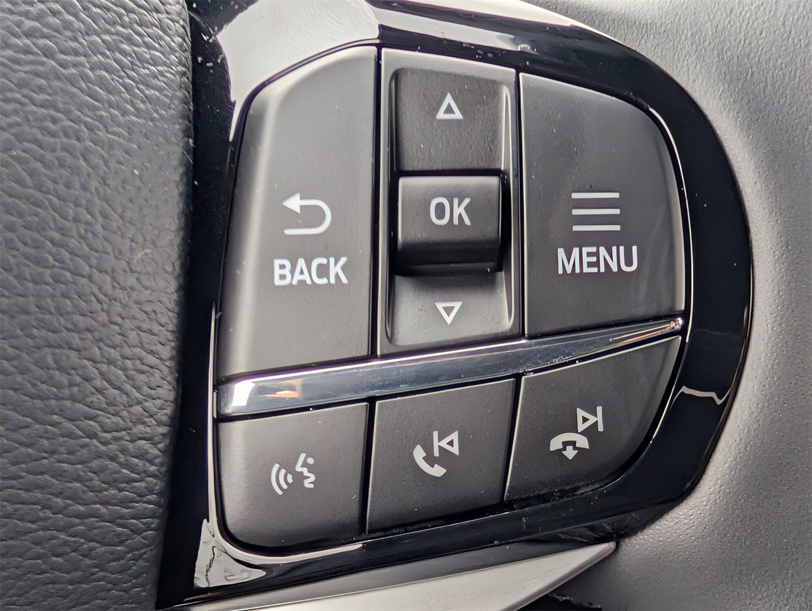 New 2026 Ford Explorer Platinum image 25