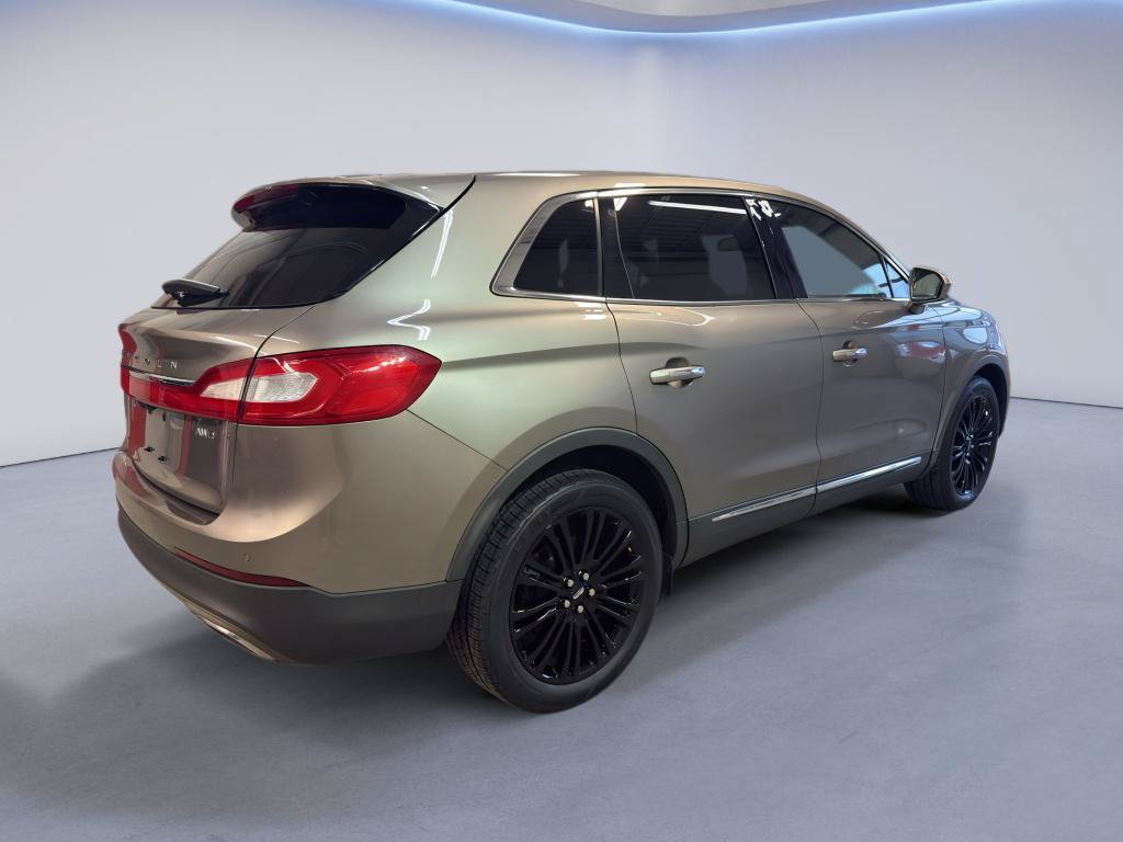 Used 2016 Lincoln MKX Reserve w/ Climate Package AWD/4WD image 8